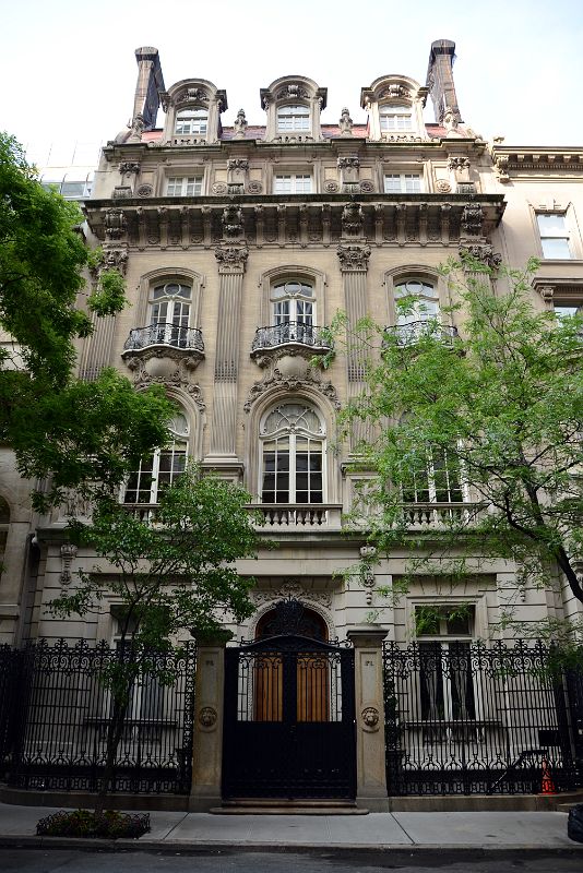 08-1 The 1899 Fabbri Mansion At 11 E 62 St Upper East Side New York City